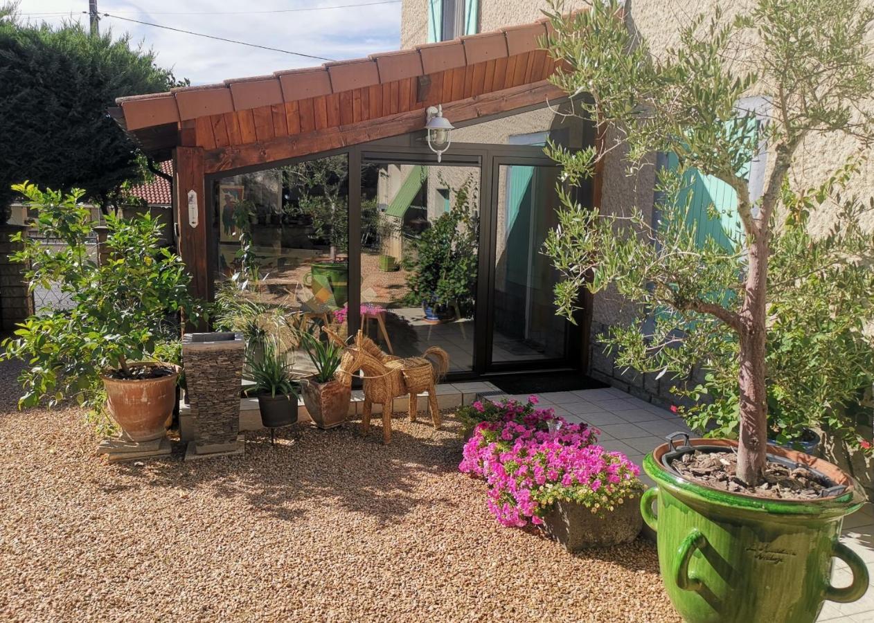 Bed and Breakfast La Ferme De Capucine Culhat Exterior foto