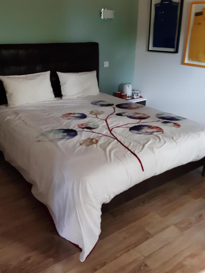 Bed and Breakfast La Ferme De Capucine Culhat Exterior foto